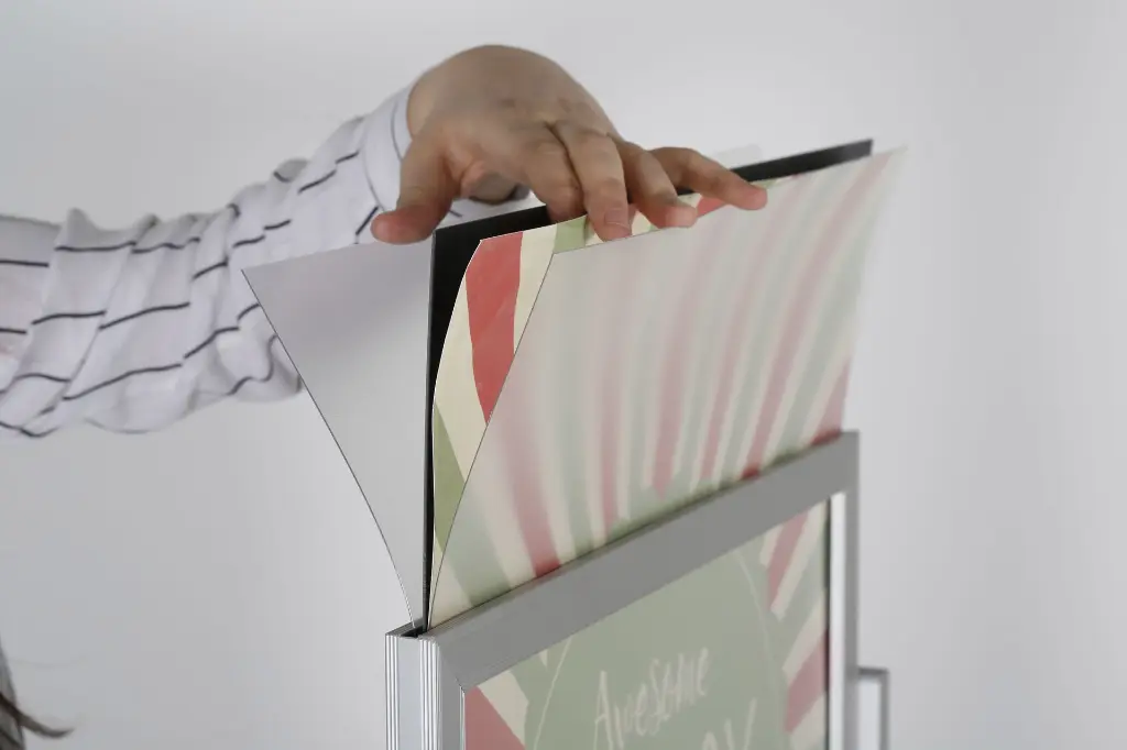 PORTABLE ECO INFOBOARD GRAY (106).webp