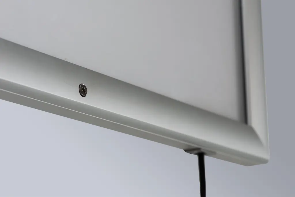 LOCKABLE WEATHER PROOF SMART LEDBOX (6).webp