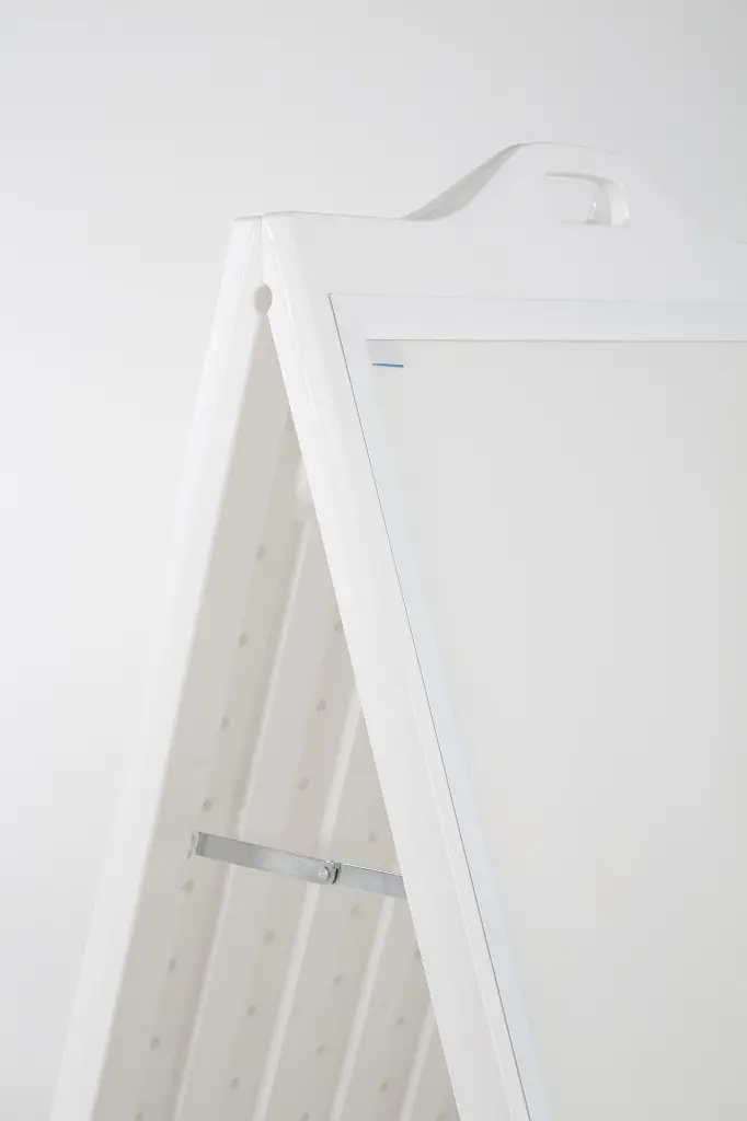 STREET SIGNPRO WITH LENS WHITE (6).webp