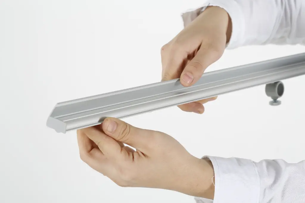 CROSS SINGLE BANNER (27).webp